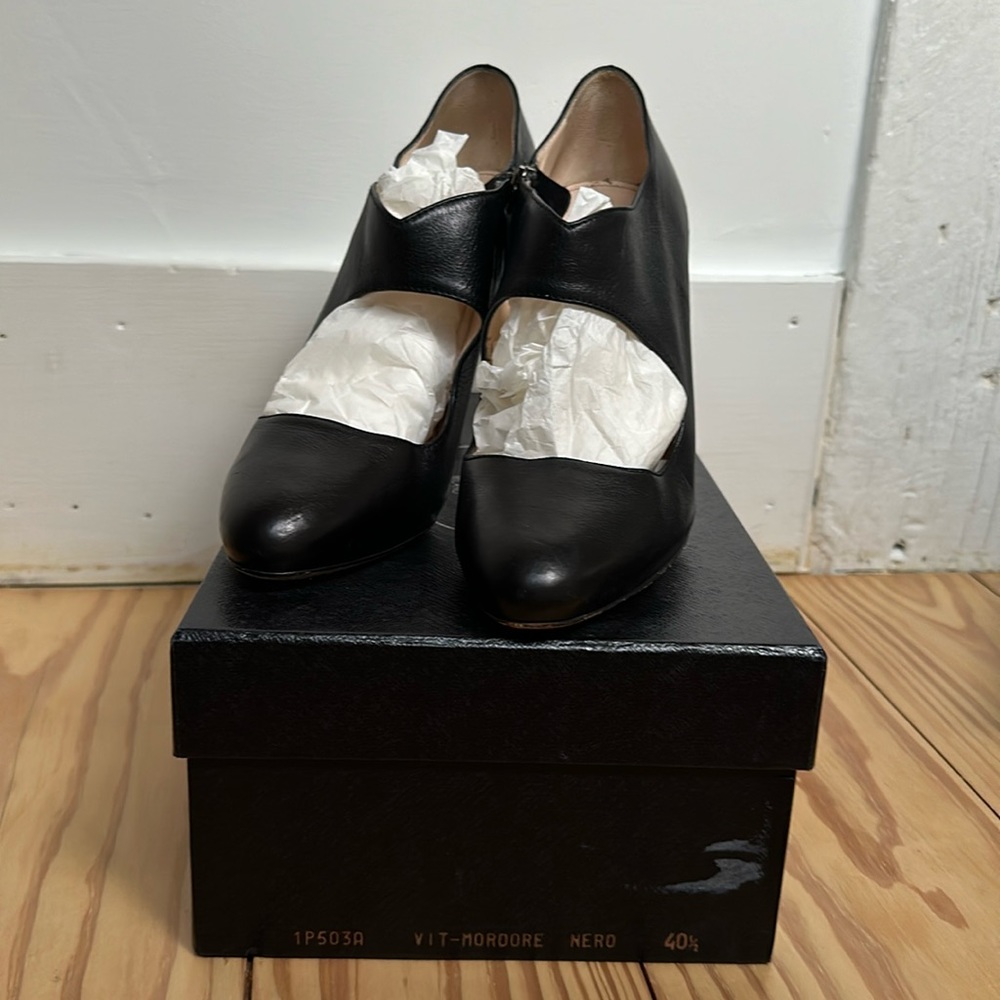 Prada black leather heel/booties